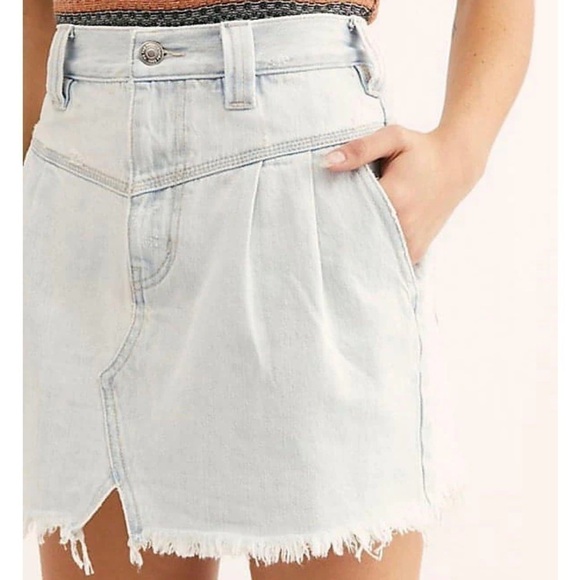 Free People Sidecar Mini Skirt Jean Skirt Size 24 - Picture 3 of 9